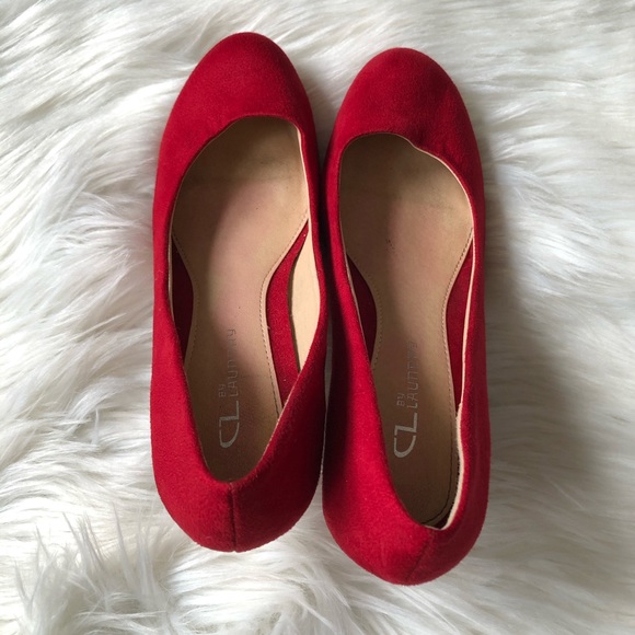 CL by Laundry suede closed toe red pump heels. - Picture 5 of 8